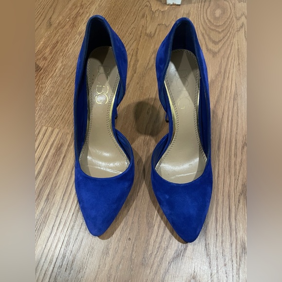 BCBG blue pointed toe heels - Picture 4 of 4